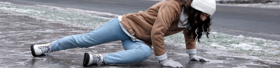 woman fell on icy sidewalk